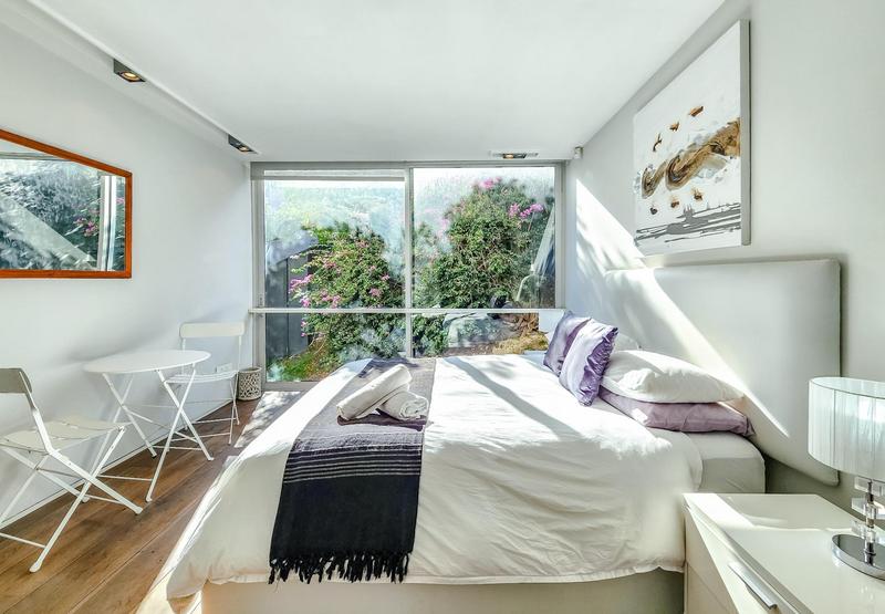 6 Bedroom Property for Sale in Camps Bay Western Cape